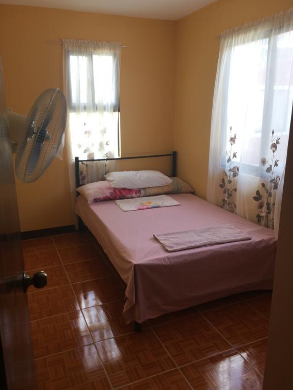 Отель Pines Mansion Butuan City Номер фото