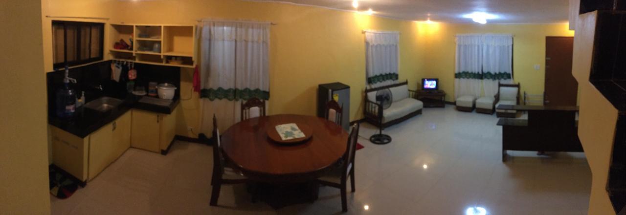 Отель Pines Mansion Butuan City Экстерьер фото